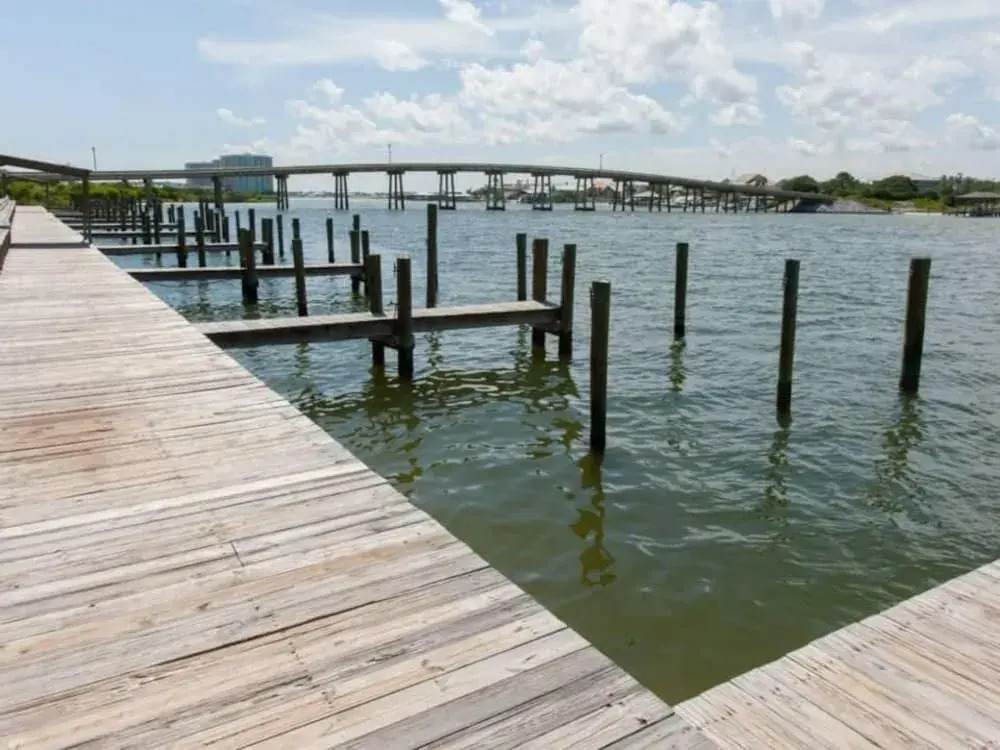 Wind Drift 208 - 2 Br condo by RedAwning