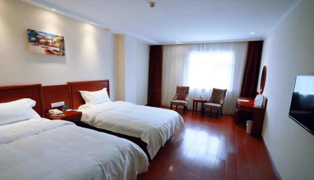 GreenTree Inn JiangSu XuZhou KuangDa HuaiTa East Gate Express Hotel
