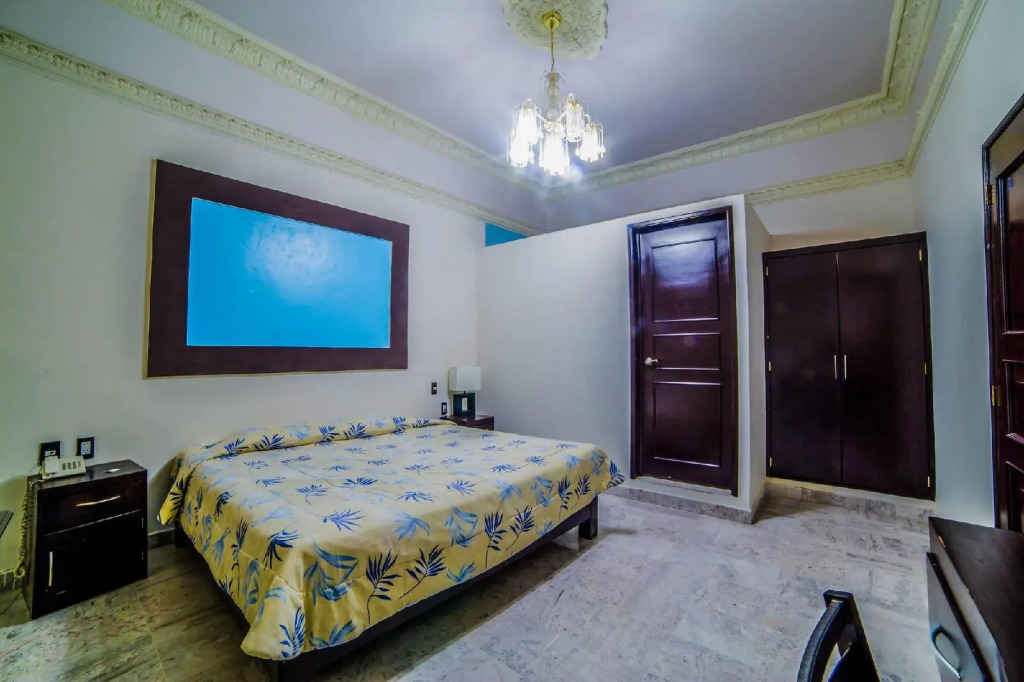 Hotel Casa Blanca
