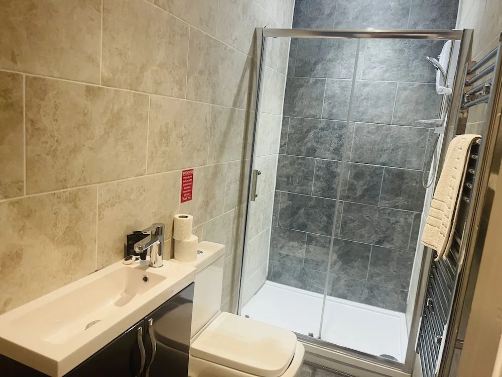 Hidden Hot Tub Retreat Apartment in Nottingham