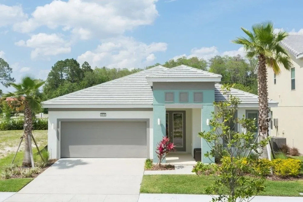 4 at Bella Vida 105029 - 4 Br home by RedAwning