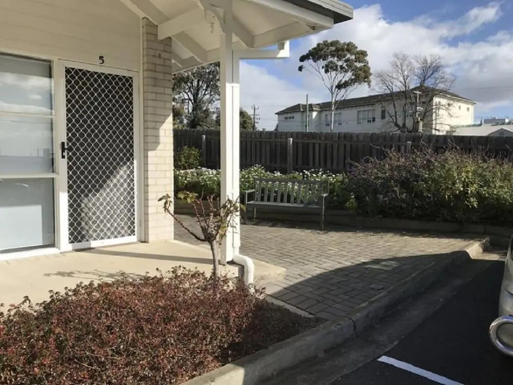 Mibnb Geelong CBD Spacious Studio Apartments