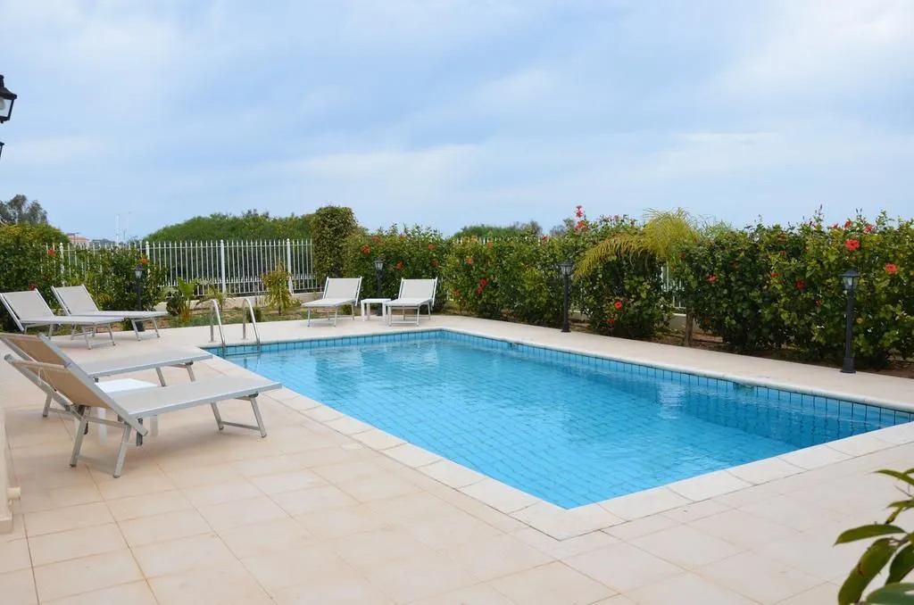 Anthorina Villa 8