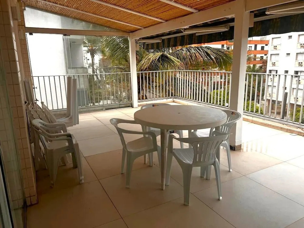 Apartamento Enseada 32
