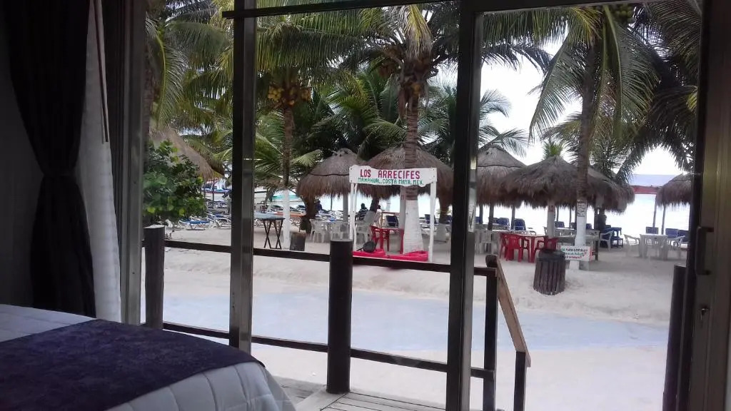 "CORAL INN" Habitacion frente al mar 1