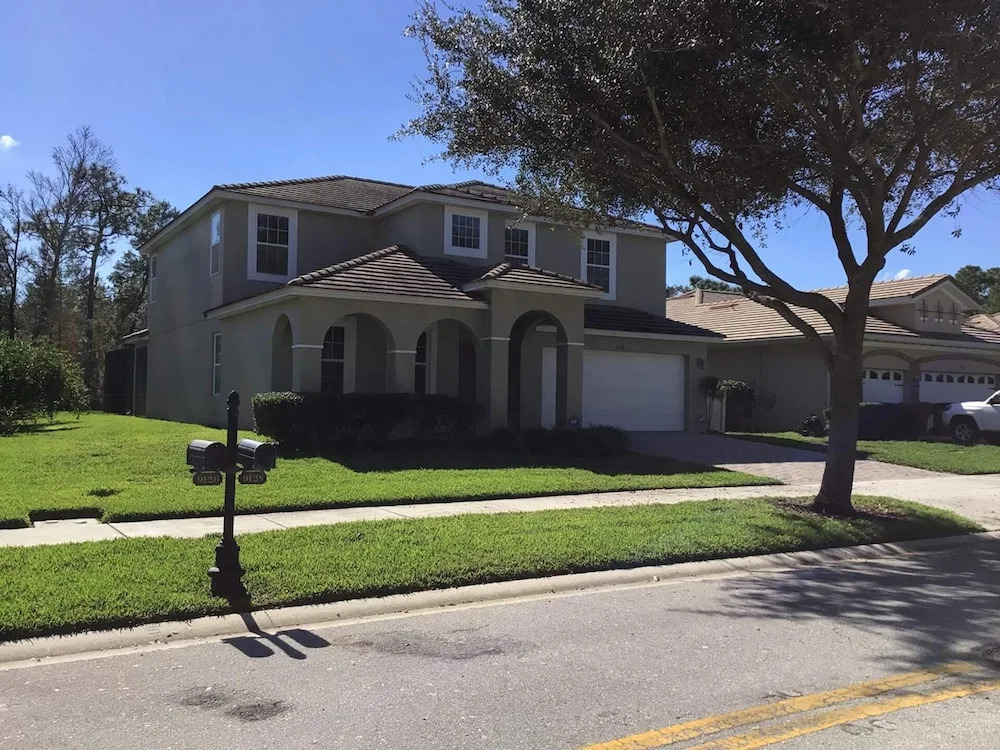 South Facing Pool, Near Disney, 5 Bed Luxury