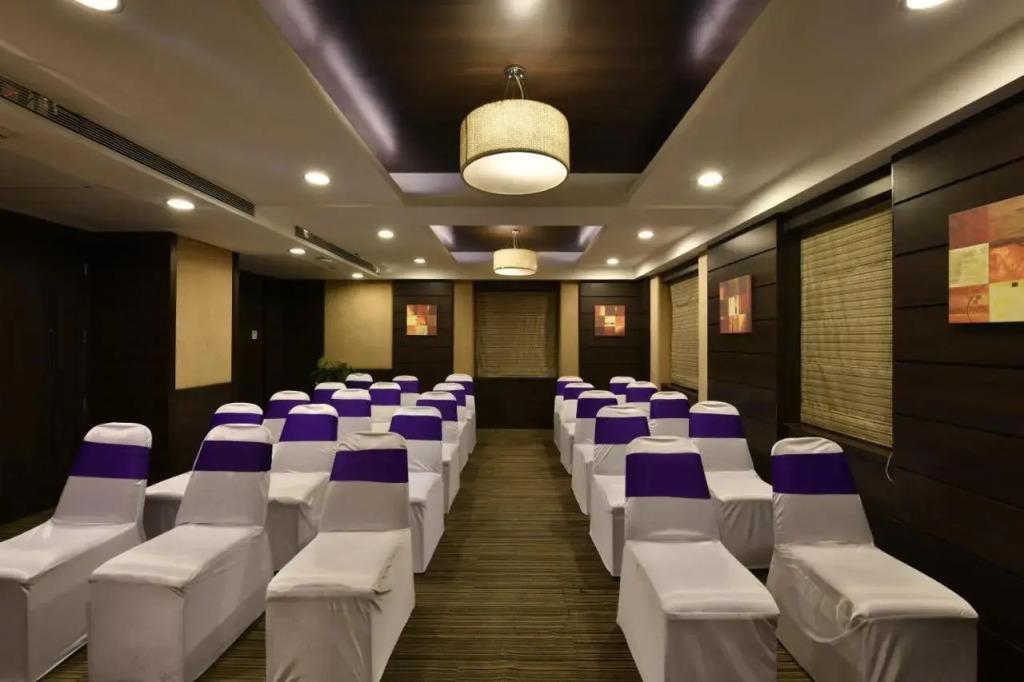 Hotel Leafio Marigold-Near Airport