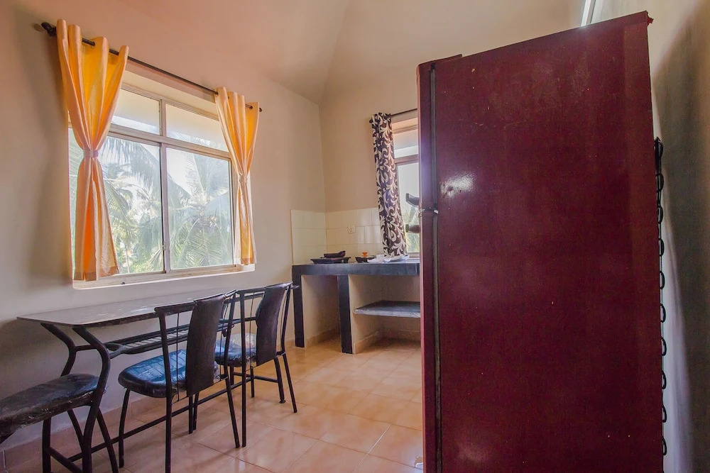 OYO 17427 Home Elegant 1 Studio Kitchenette Calangute