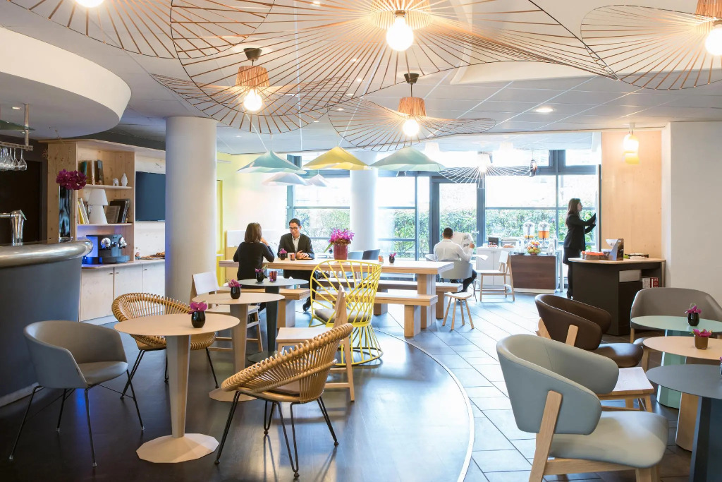 B&B HOME Rueil-Malmaison Gare