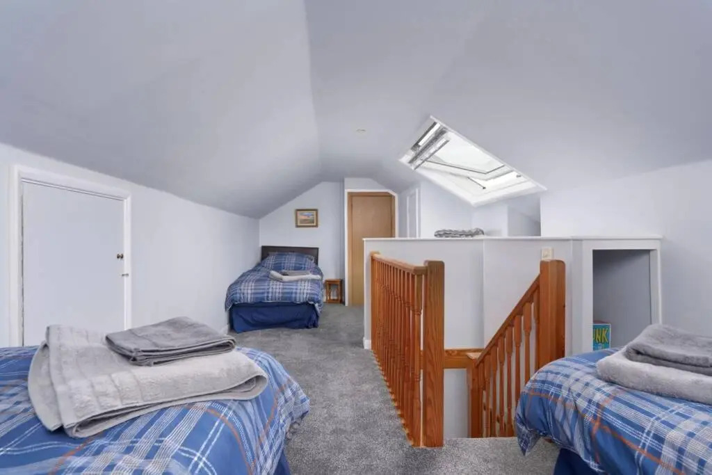 Spacious countryside 4 bedroom bungalow