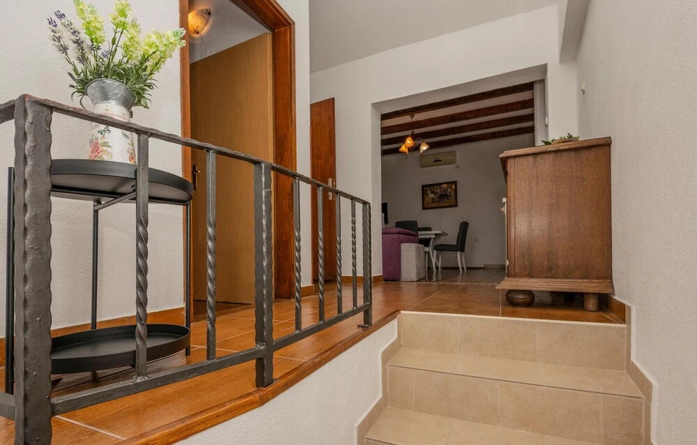 2 Bedroom Gorgeous Home In Baska Voda