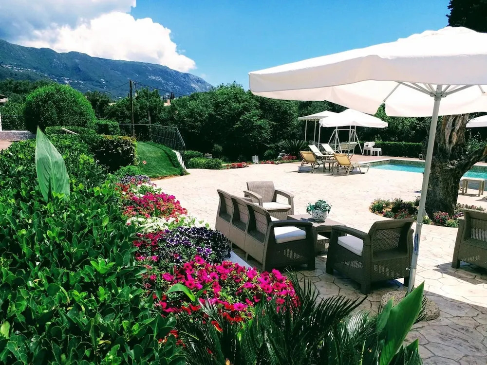 Summer Wine Friendly Resort