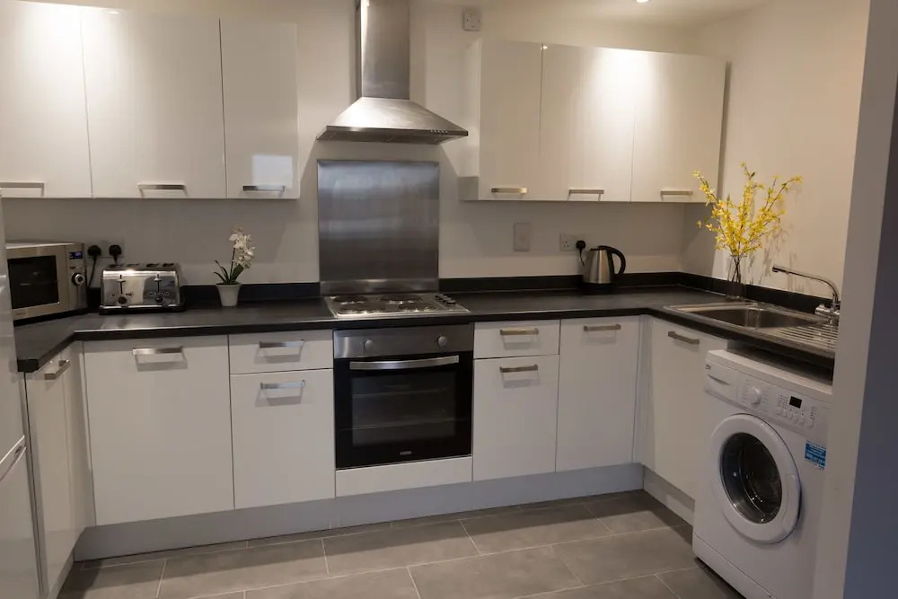 Meridian Apartment Suites