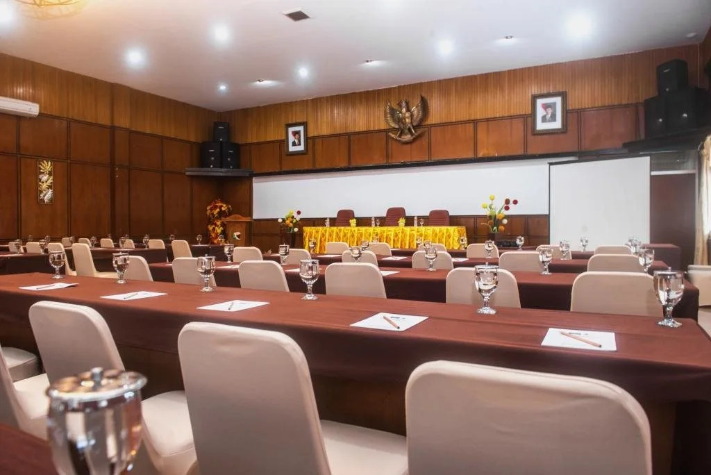 Arra Lembah Pinus