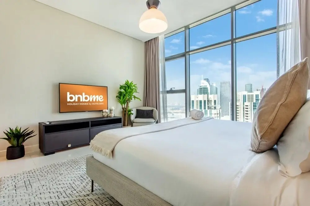 Family Home Nearby Burjkhalifa With lux Furnishing