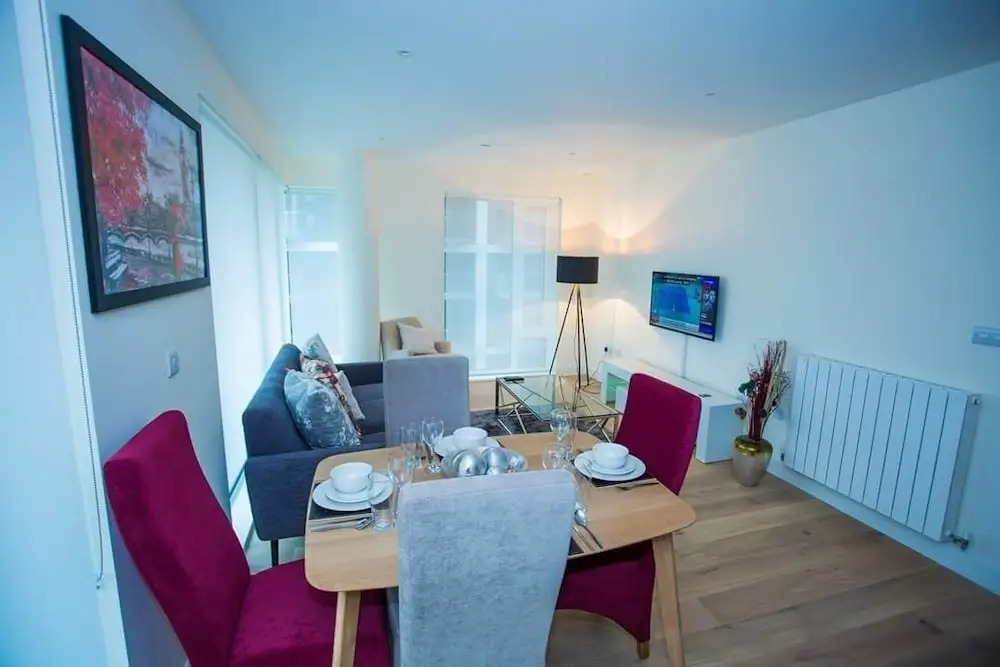 Premium Woolwich 2 Bed Apartment