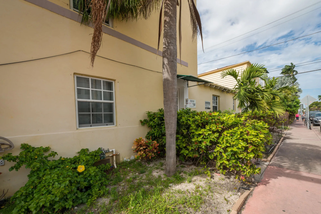 Hispaniola Apartments Part of the Oasis Casita Collection