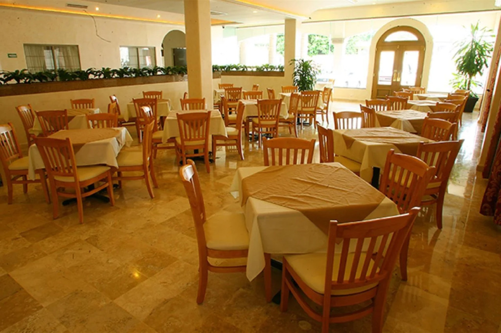 Best Western Centro Cadereyta