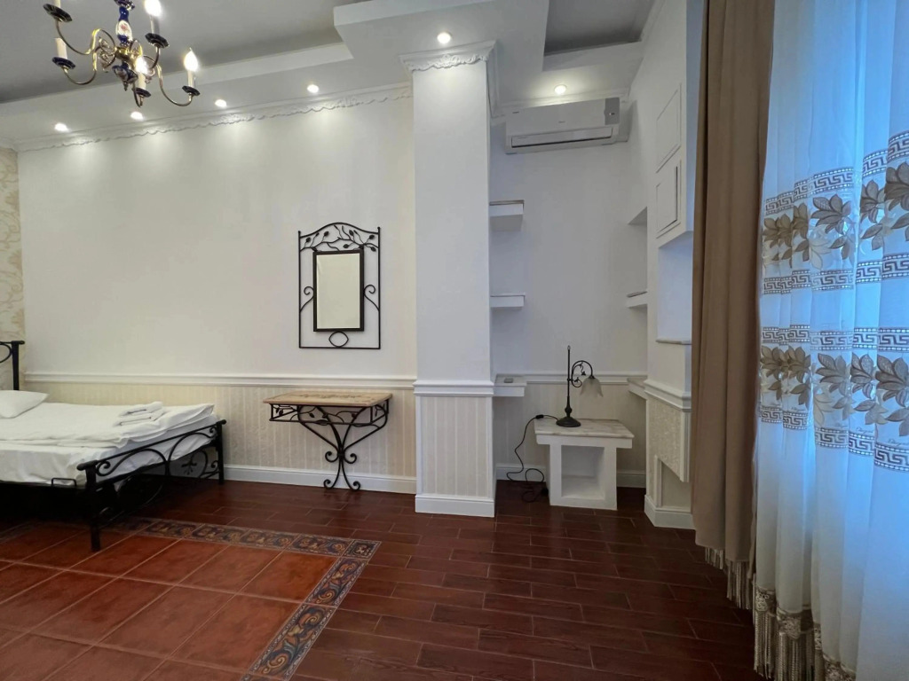 Cathedral Plaza Residences