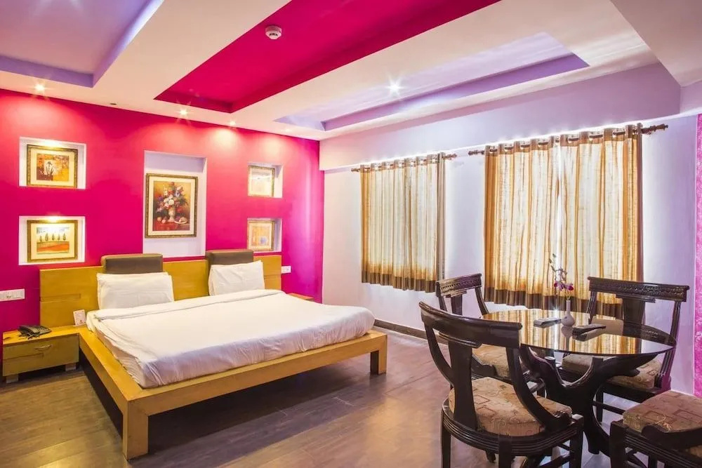 Elm Tree Amritsar