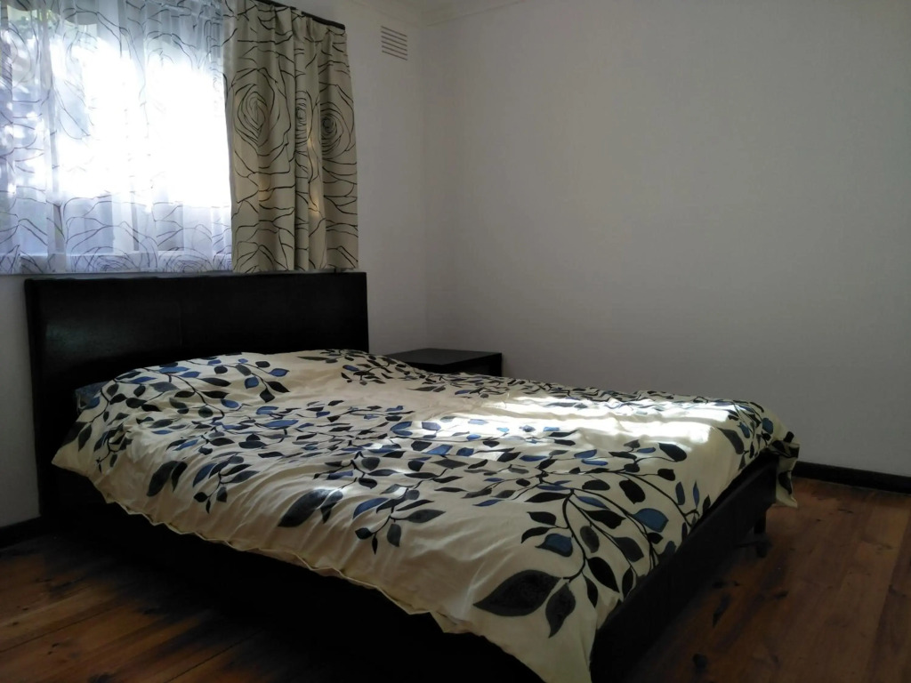 Caulfield Family Home with Large Space