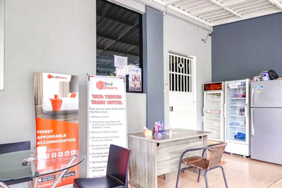 RedDoorz @ Citraland Surabaya