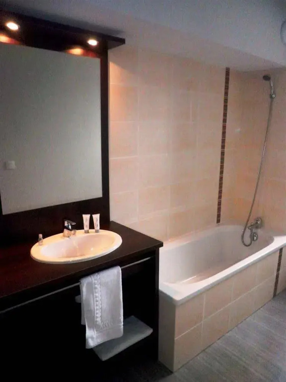 Le Blanchon Hotel