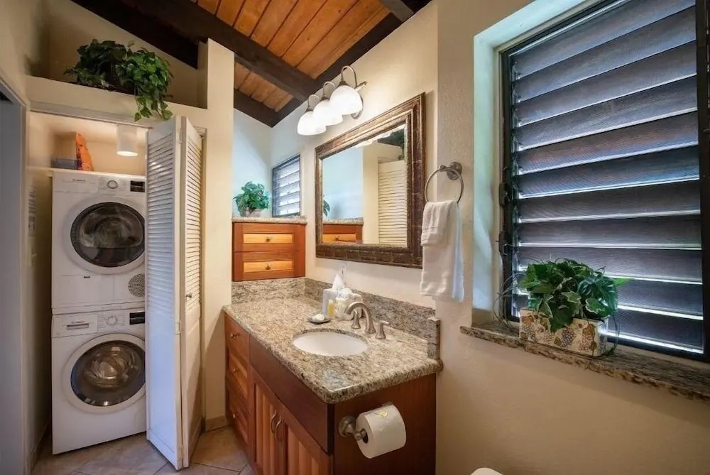 Wailea Ekolu, #312 1 Bedroom Condo By Redawning