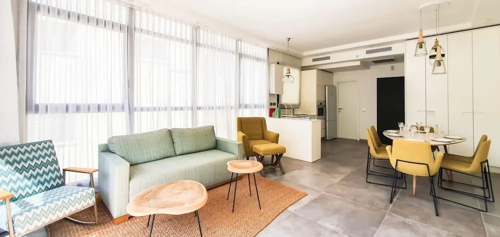 Rupin Ruby in Tel Aviv-yafo