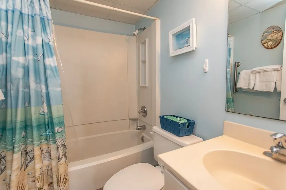 Royal Garden Resort 515 2 Bedroom Condo by RedAwning
