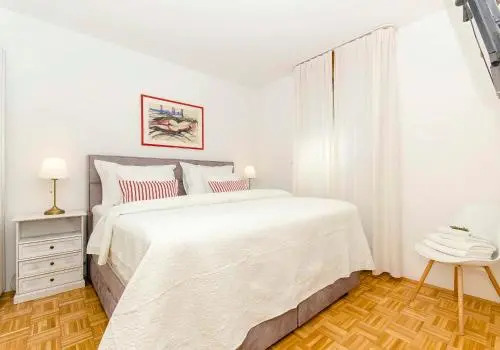 Apartment Maya