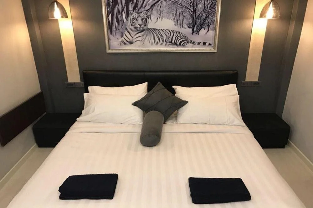 Pillow Hill Hotel