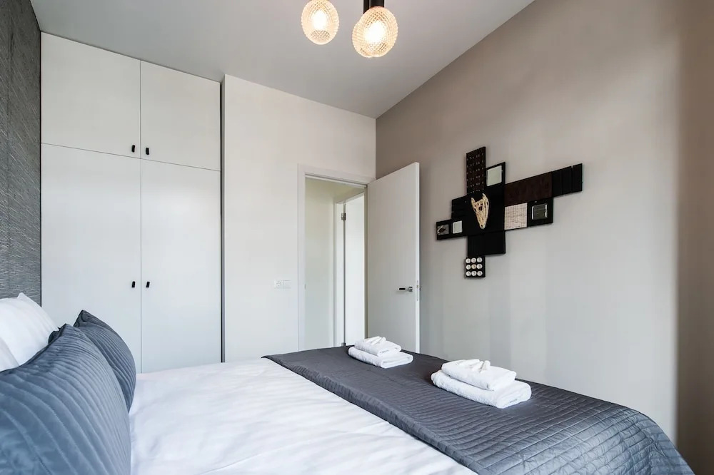 Leidse Square Marnix Apartments