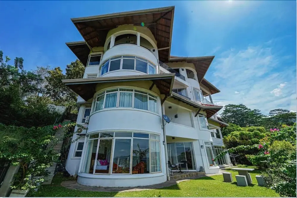 OYO 496 The Heaven's Villa Kandy