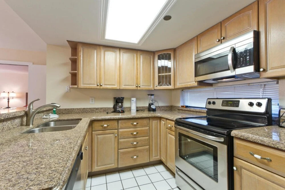 Saida Royale Condominium 9147