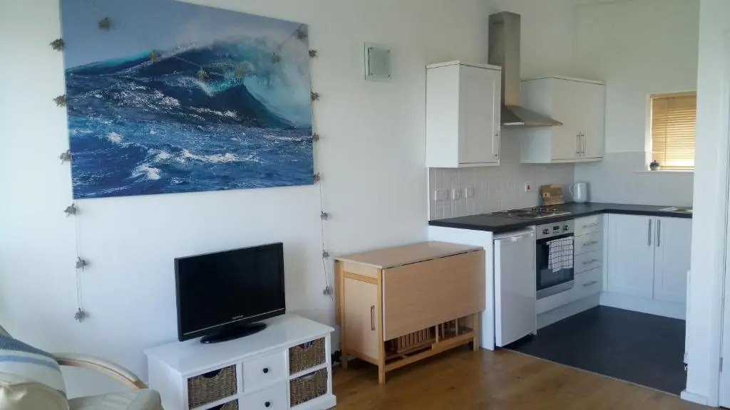 Chalet 18 Widemouth Bay Holiday Village