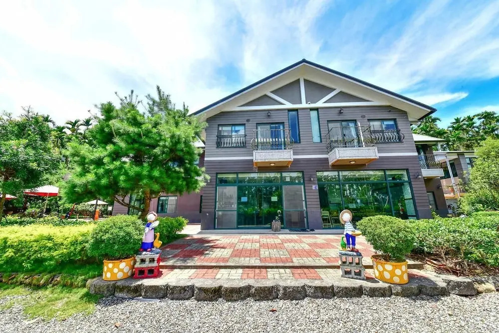 Yujue Holiday Villa