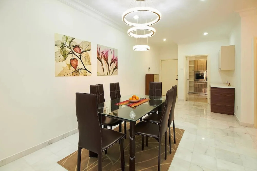 Luxurious 2BR in Klcc - Managed by Guestready