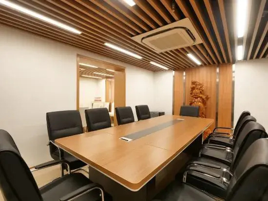 Hanting Hotel Beijing Zhongguancun National Library Subway Station