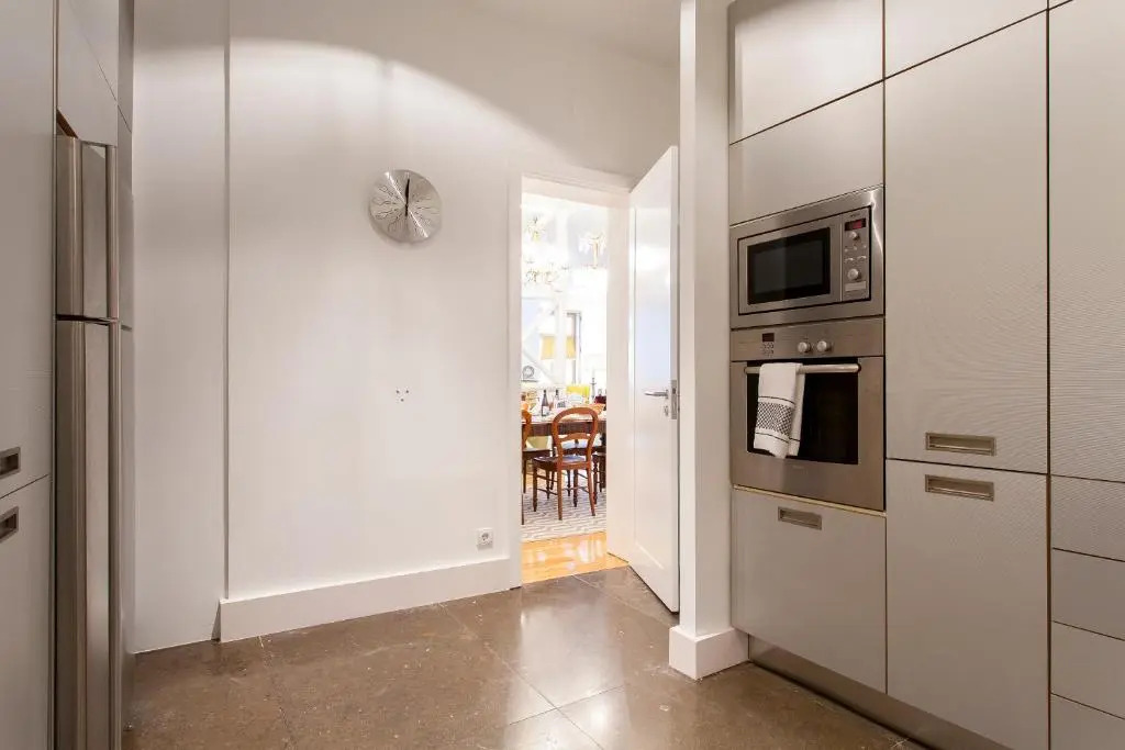Chiado 4-Bedroom Flat