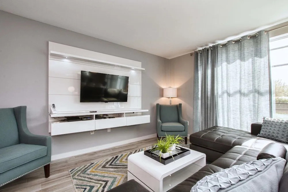 Le Reve 4 Bedroom Townhome w Splashpool - 1203LR