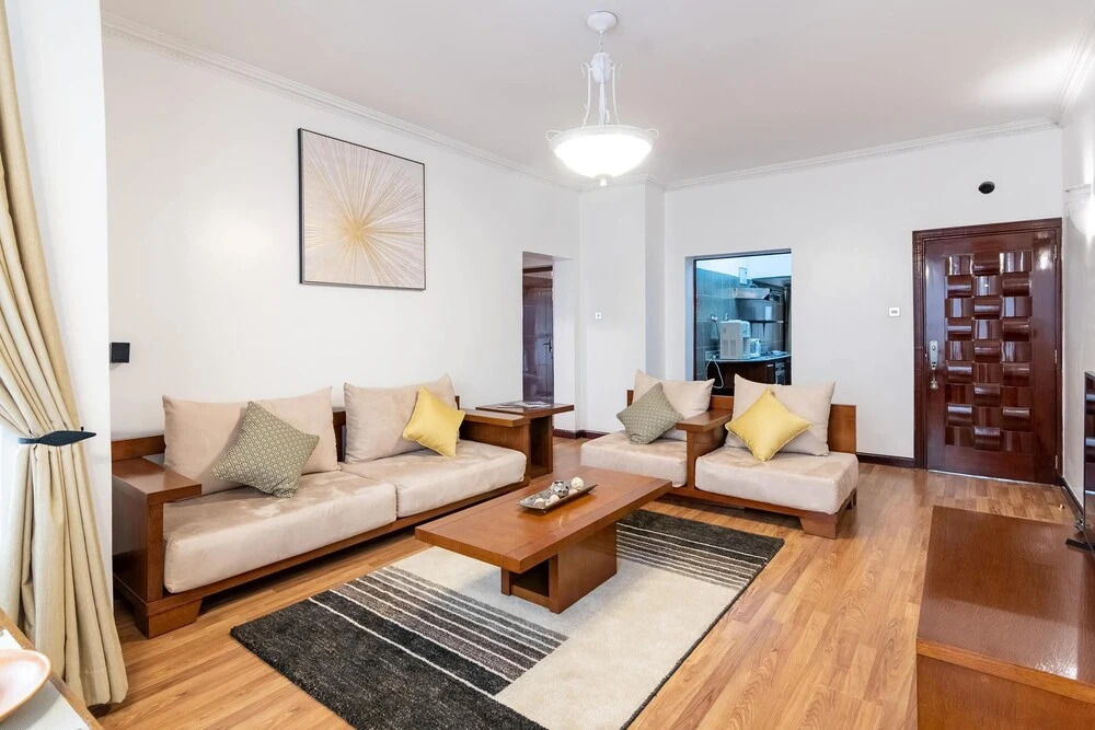 CySuites Apartment Hotel