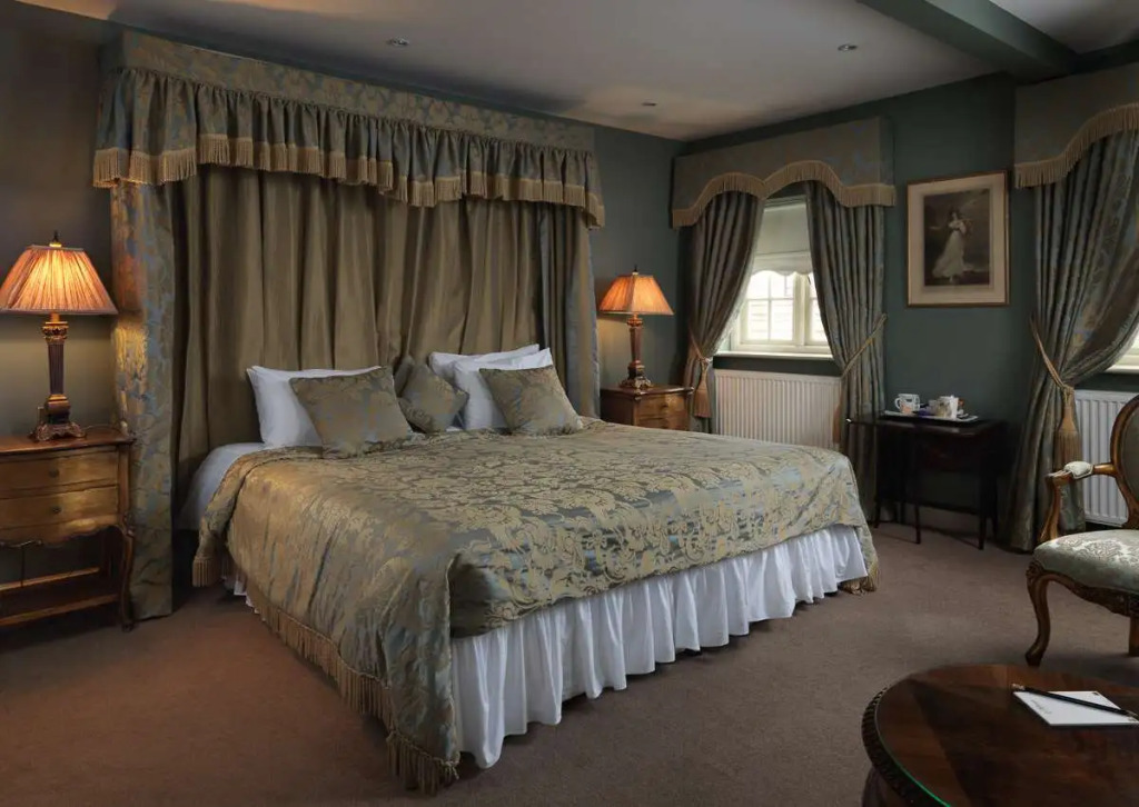 Ye Olde Bell Hotel & Spa