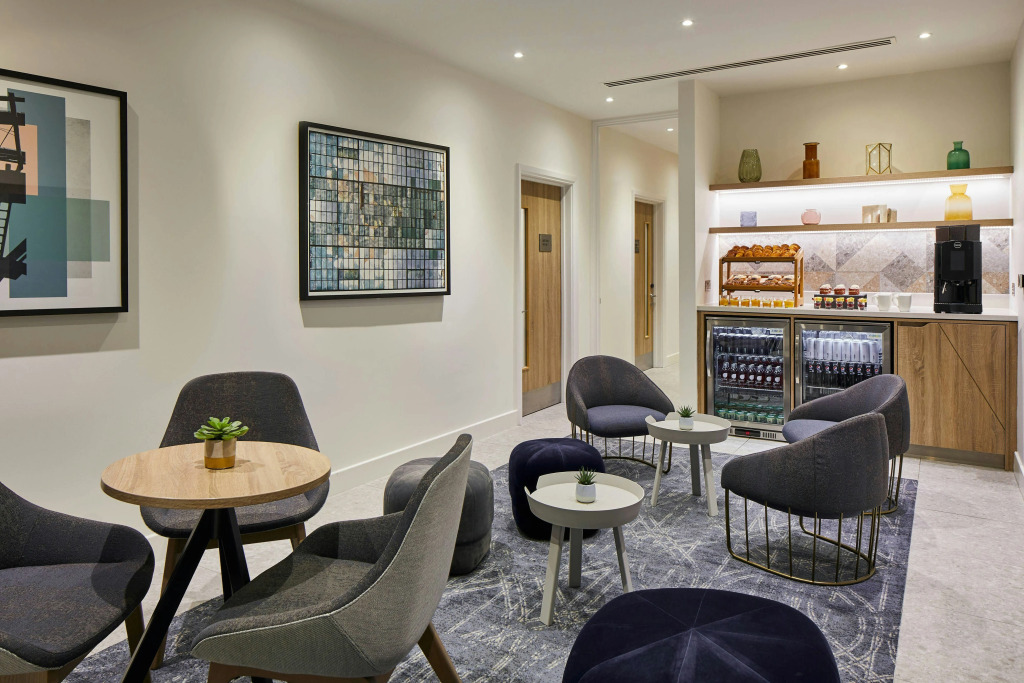 Courtyard by Marriott London City Airport