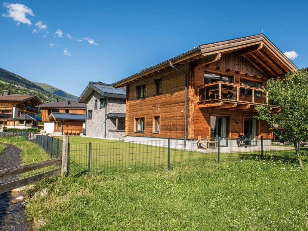 Chalet in Wald Near Krimml Waterfalls