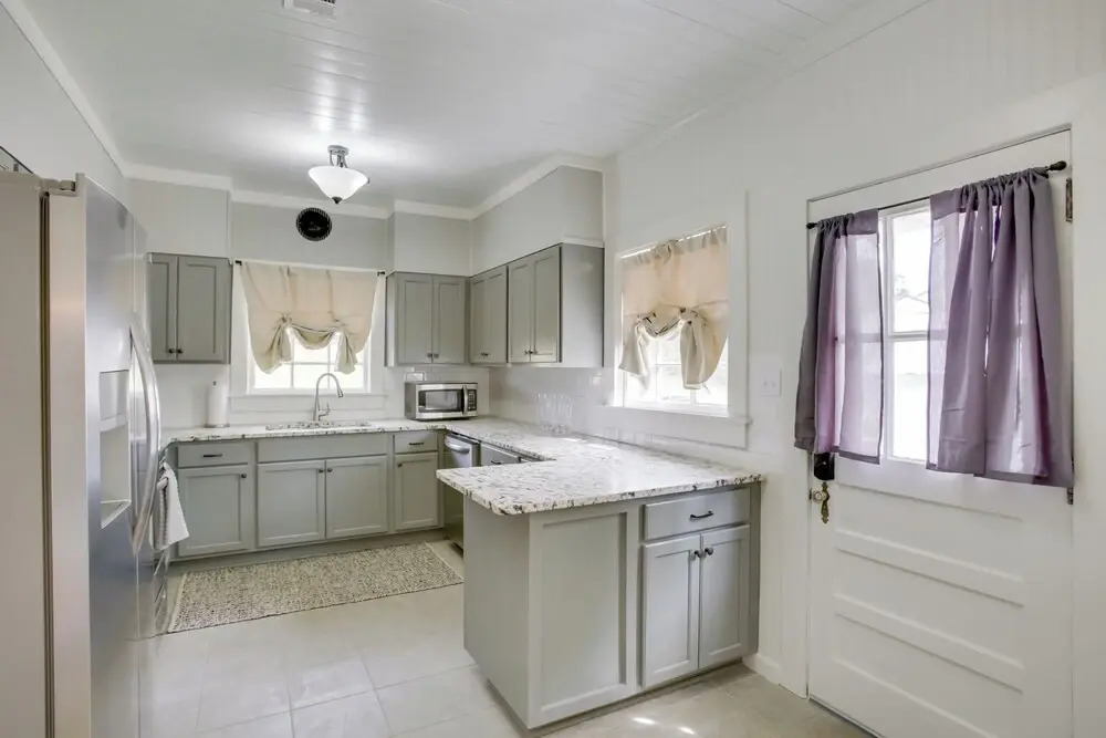 Charming Cottage w/ Mississippi River Views!
