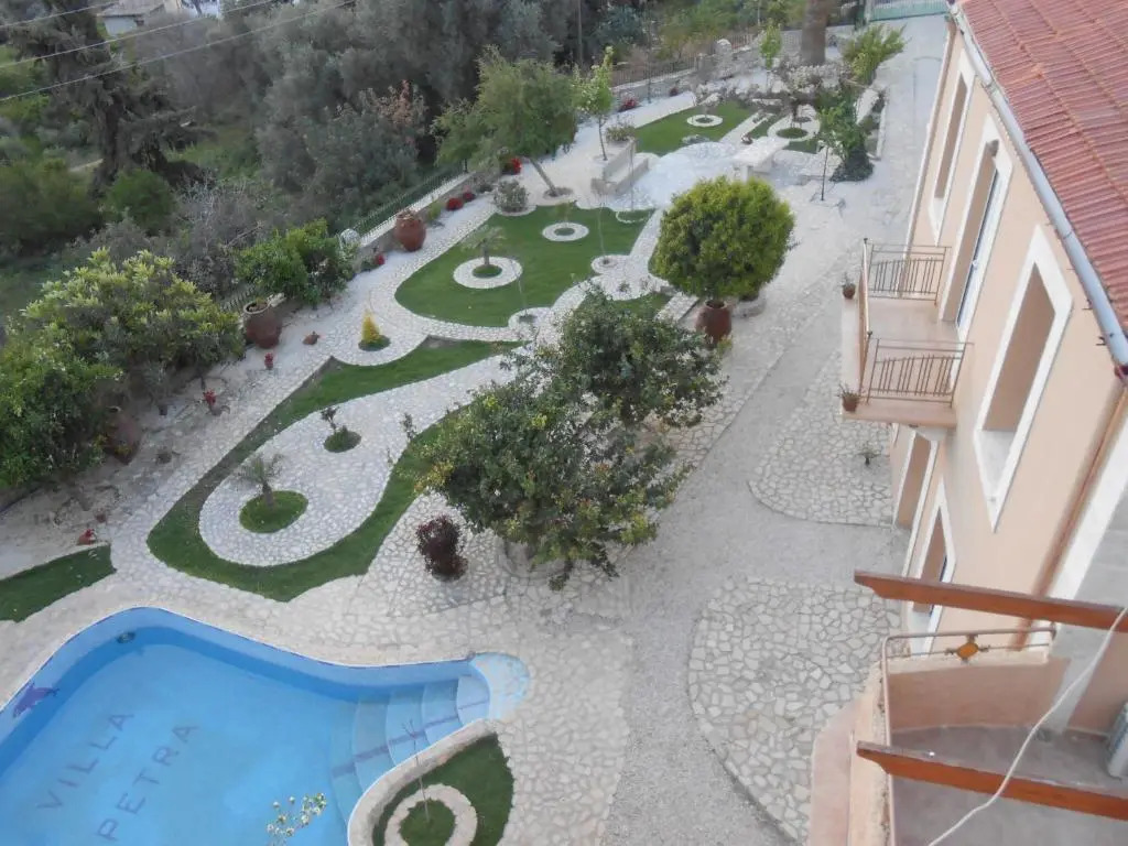 Villa Petra with heated pool