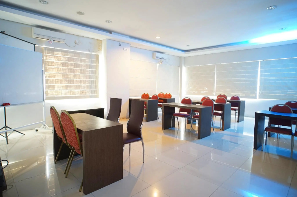 OYO 1477 Athar 88 Hotel