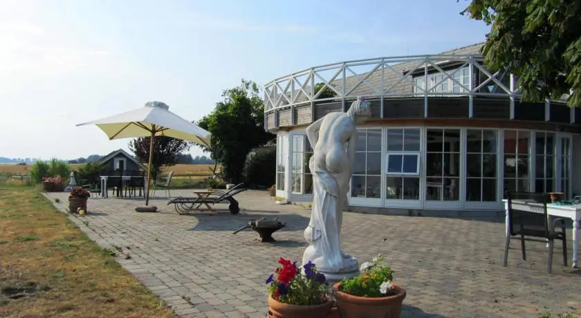 1st SeaSide Bed & Breakfast