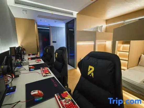KK E-Sports Hotel (Zhongshang Jianghu MALL)